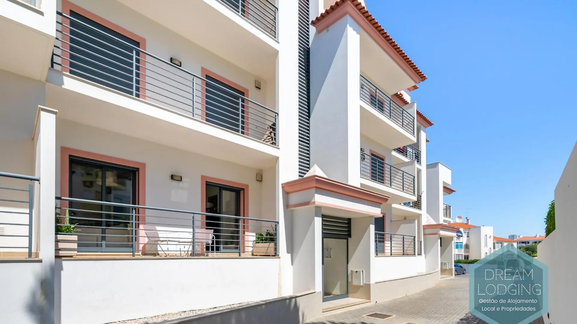 Miguel Torga Dream Lodging Albufeira Portugal