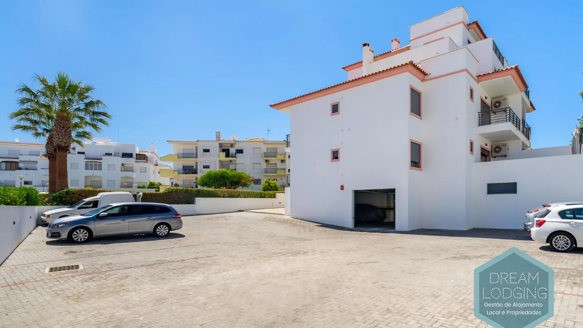 Miguel Torga Dream Lodging Albufeira